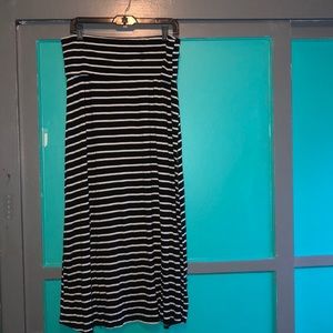 A.n.a black and white stripe maxi skirt